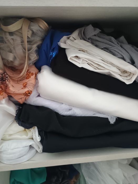 Ткани разный метраж. Отрезы. Одежда. Шить.