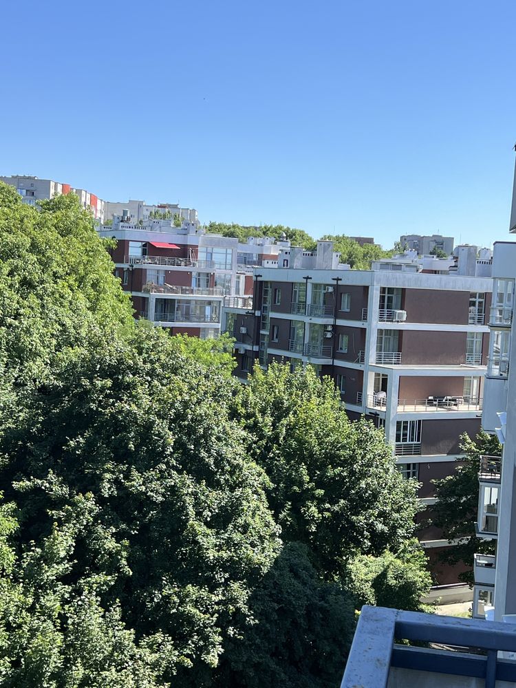 Довгострокова оренда квартири 66,5кв.м., паркомісце, тераса, комора