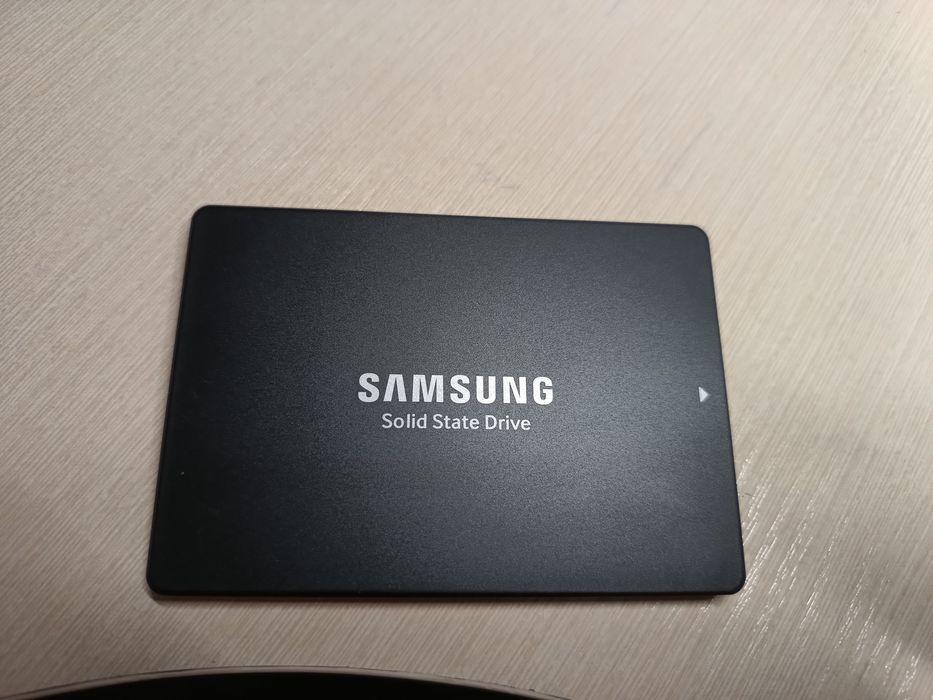 Samsung PM863a (MZ7LM1T9HMJP-00005) MLC  ssd