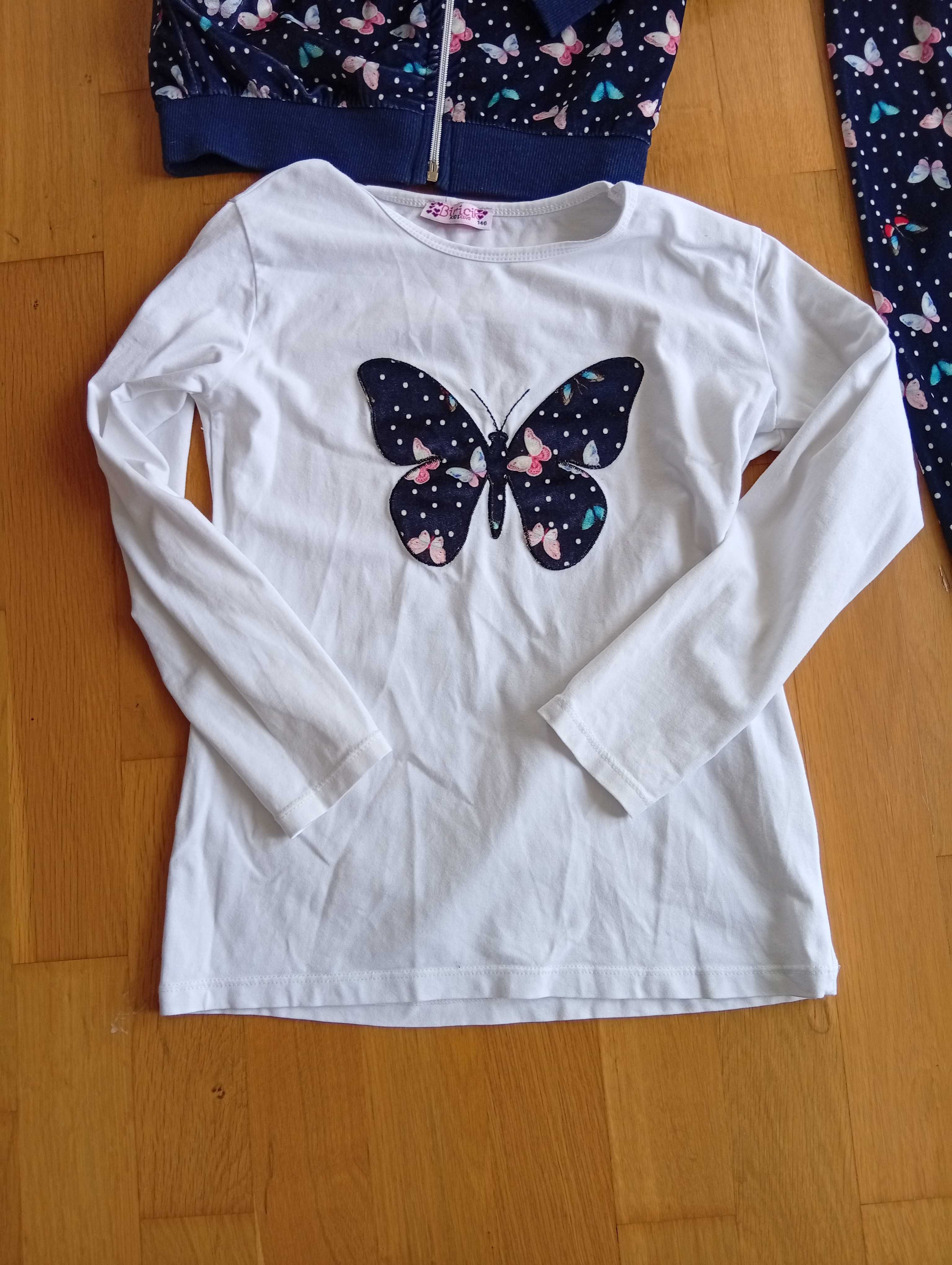 Bluza spodnie dresowe i bluzka 146