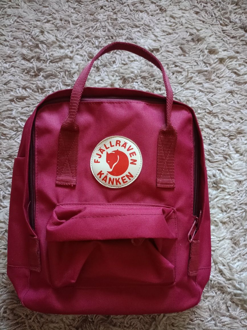 Świetny damski plecaczek Fjallraven kanken