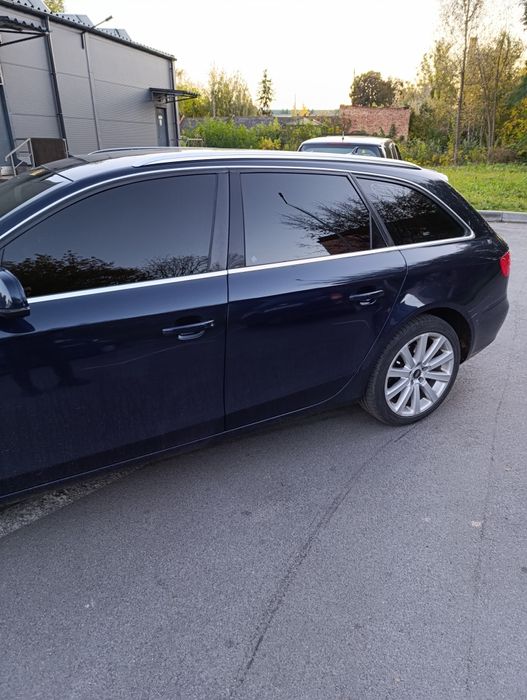 Audi A4 B8 2.0tdi 170сил 2010