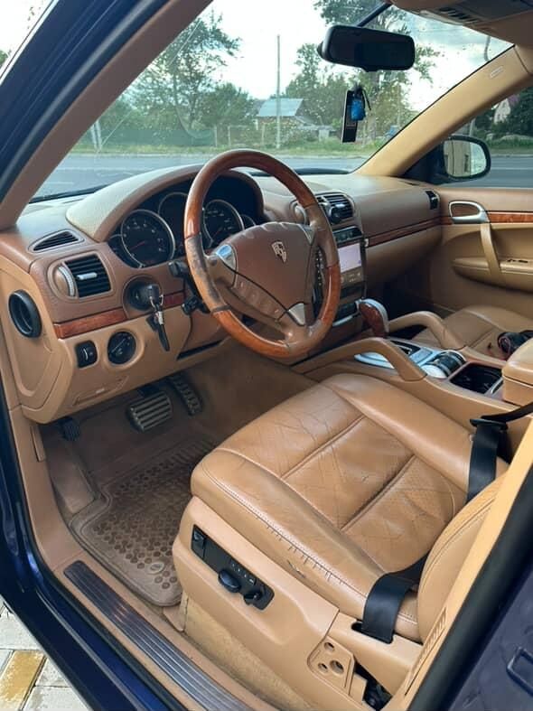 Porsche Cayenne S 4,5 gaz benz