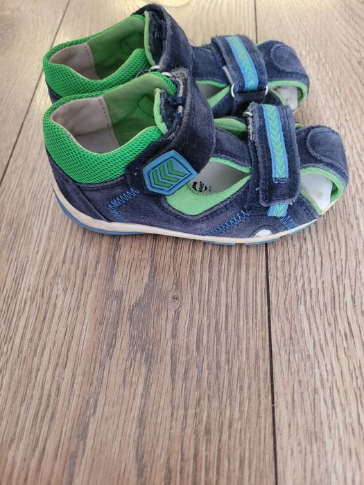 Sandały skórzane superfit 23