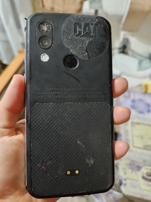 Телефон CAT S62 на запчастини