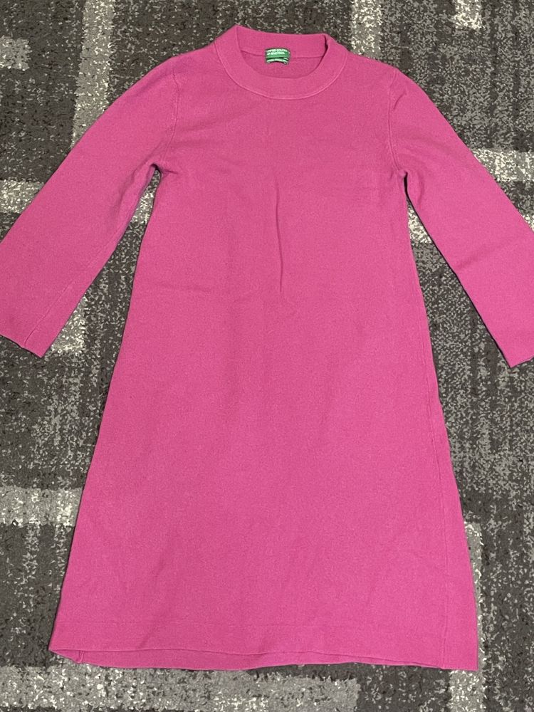 Сукня рожева жіноча