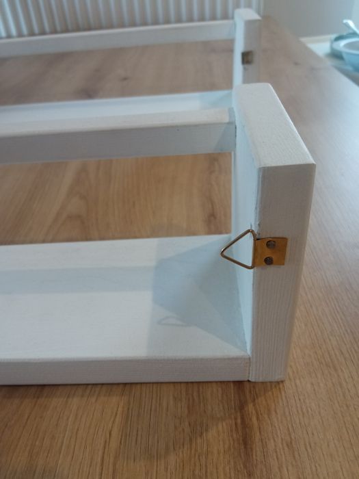 Dwie półeczki na ksiazki