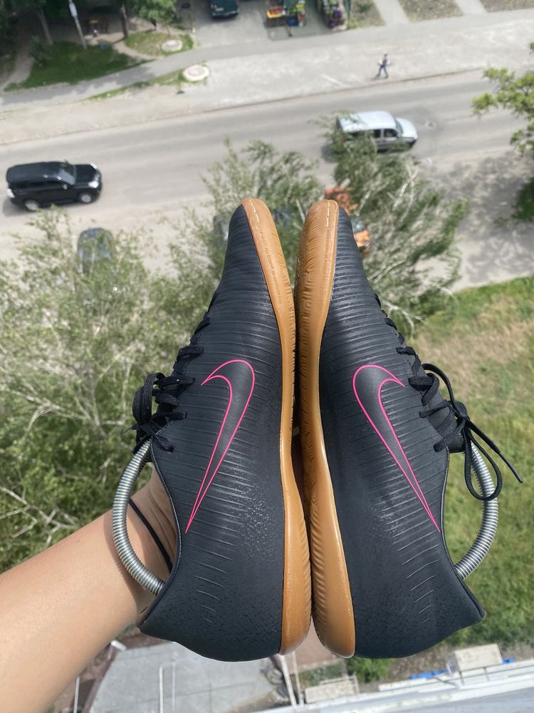 Футзалки Nike Mercurial lunar