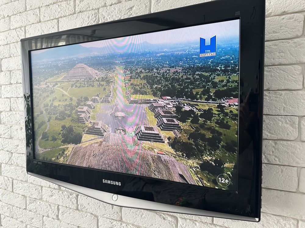 Телевізор Samsung HD, 32 діагональ