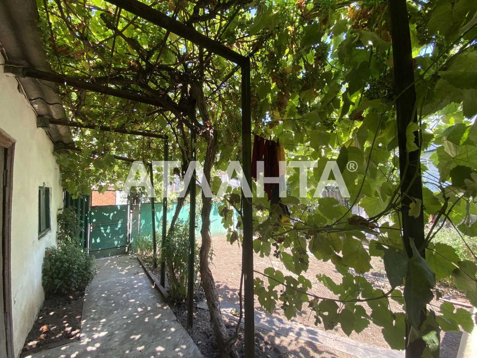 Продам 3х к. кварт. на земле Слободка, 1/1 эт,свой двор, гараж