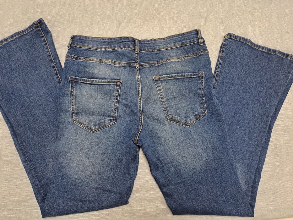 Нові стильні джинси (скіні кльош) на високий зріст розм 56-58