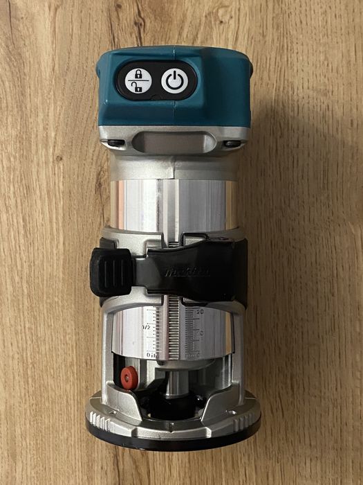 Бесщеточный фрезер Makita XTR01 (DRT50Z) 18V LXT