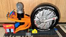 детский гоночный трек Hot Wheels(хот вилс)шиномонтаж оригинал