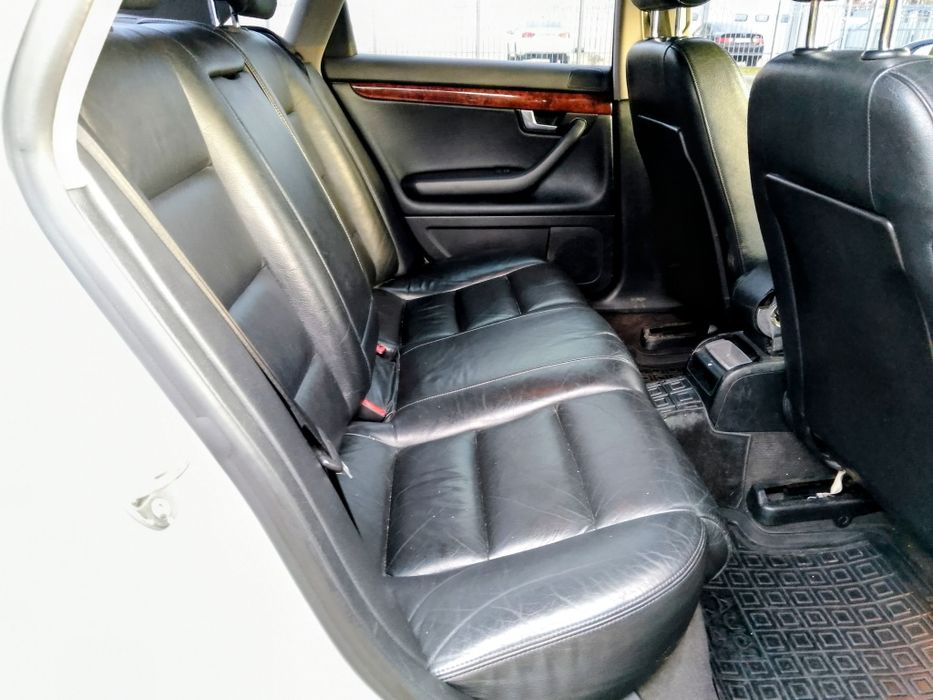 AUDI A4B6 V6 2.5 TDI хороший стан