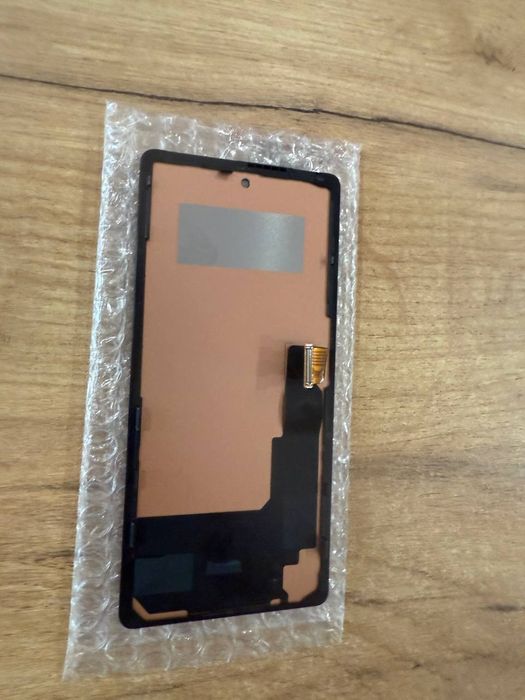 Экран Google Pixel 6a (с рамкой, сенсор + дисплей)