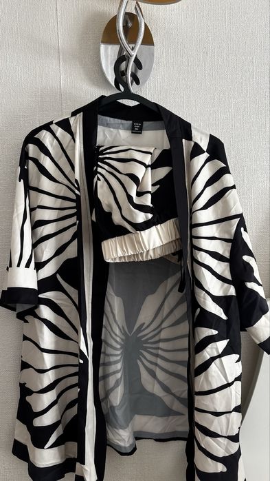 Conjunto cadigan e calções NOVO