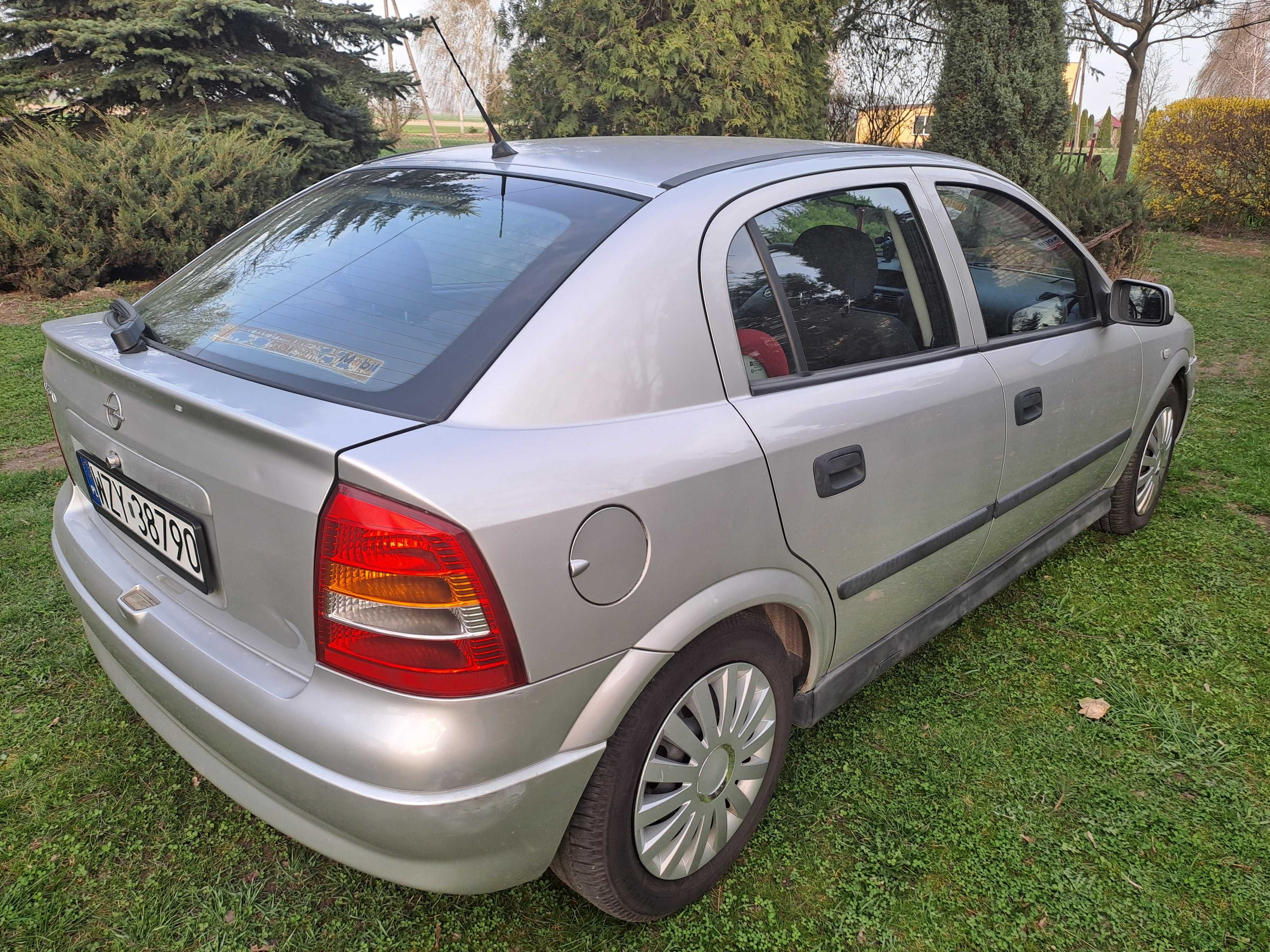 Sprzedam Opel Astra 1.2 2004 r.