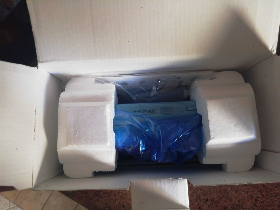 Samsung CD-RW SW-24864584399531139122