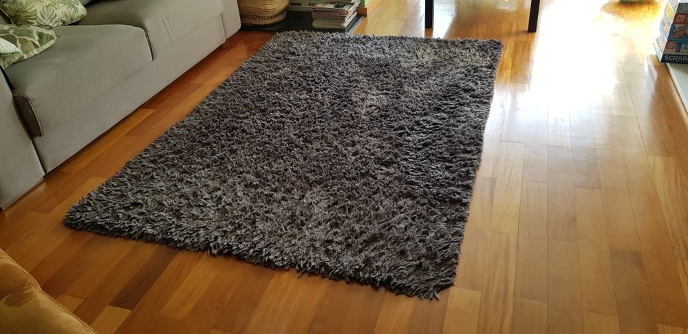 Carpete pelo Alto Cinza Escuro 145x200
