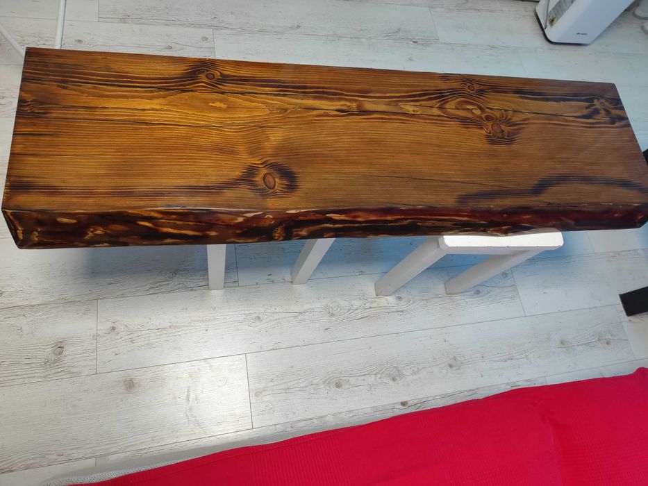 Blat łazienkowy  drewniany z żywicy .