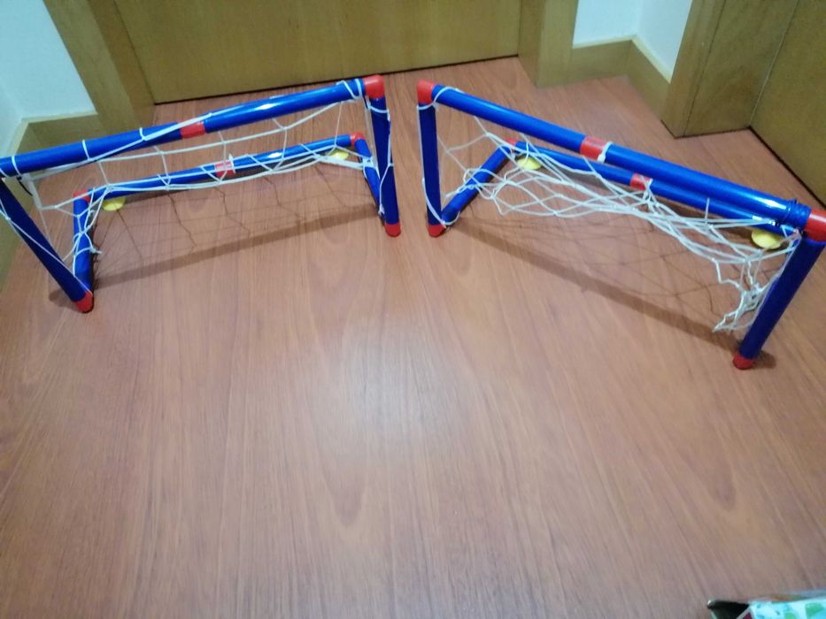 AeroFoot Disco de futebol de espuma iluminado com balizas, criança