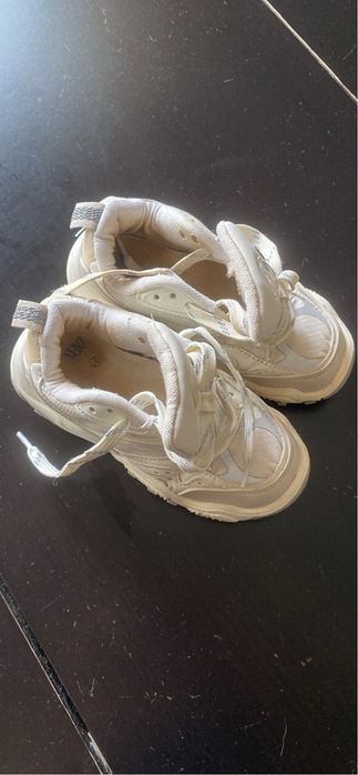 Tenis nr27 zara