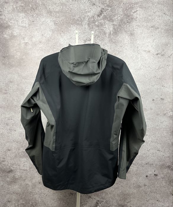 Haglöfs Gore-Tex Soft Shell Men’s Jacket  size XL