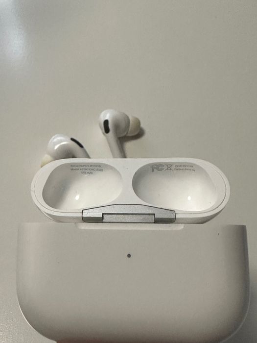 Apple AirPods Pro