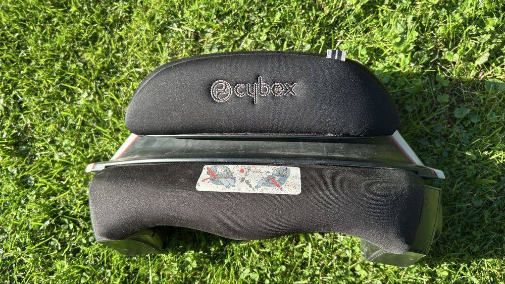Cybex Junior 2-fix