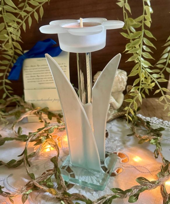 W Prezencie/Kwiatek Świecznik/ Zestaw z Naturalną Świecą/ Walentynki/