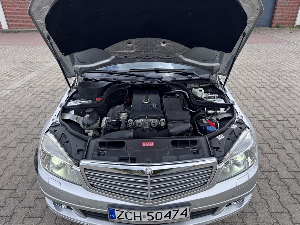 Mercedes C 200 Kompressor / Bi-Xenon / Navi / Automat / 184 KM / PL