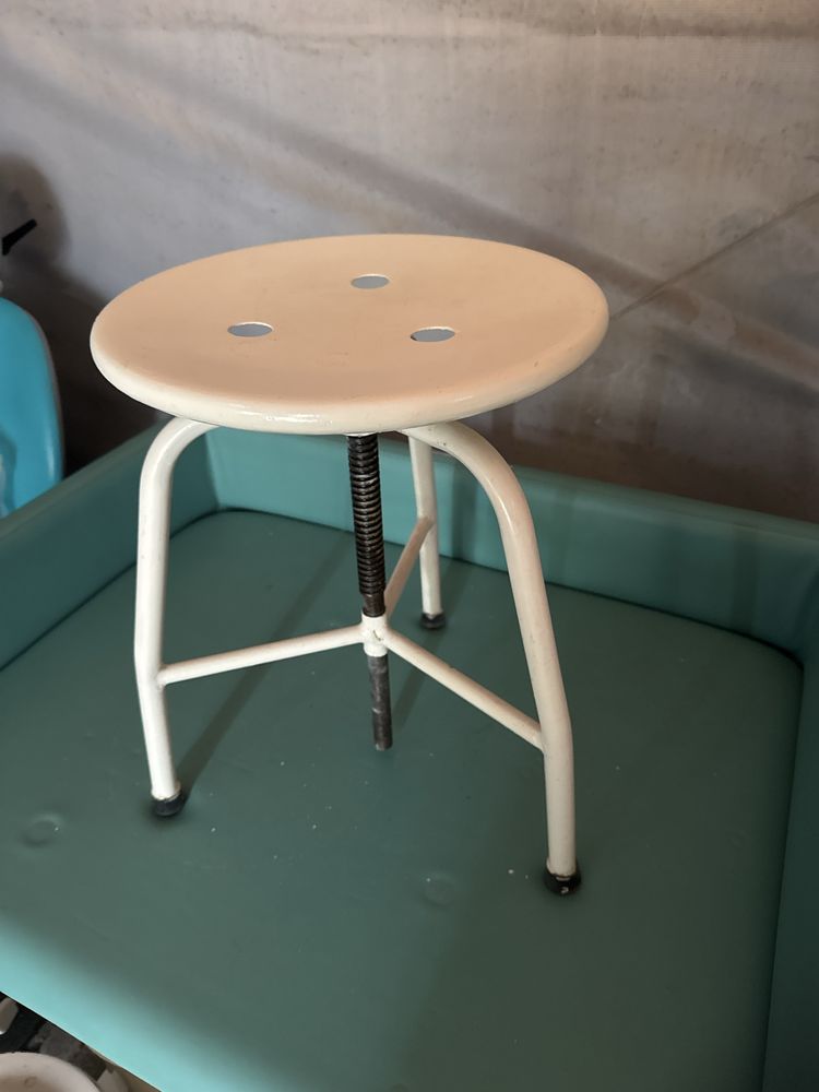 Taboret lekarski PRL