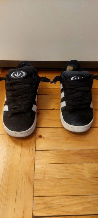 Продаю кросівки.