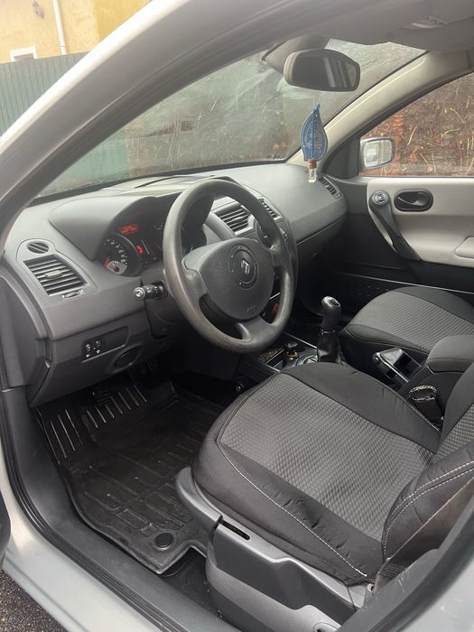 Renault Megane 2004 рік 1.6