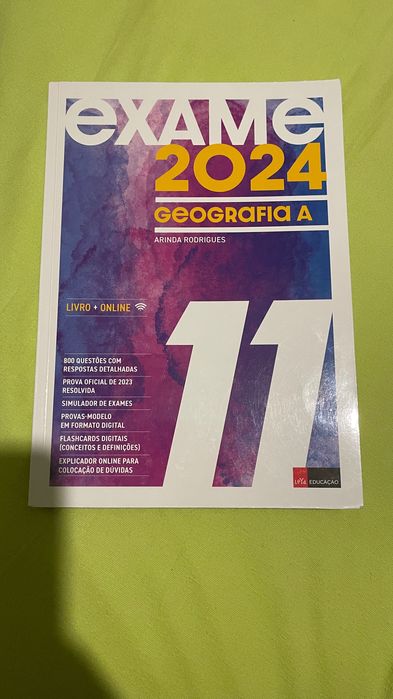 Livro de preparação para exame de Geografia A