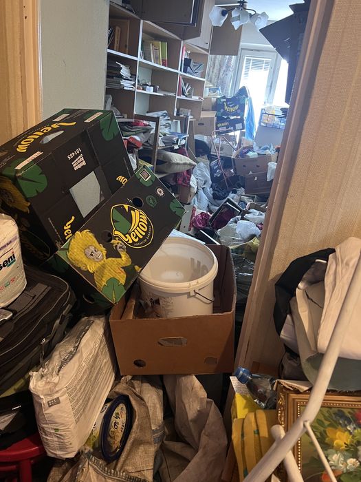 Transport Wywoz wyburzamy ścianki  gruz Oproznianie  utylizacja expres