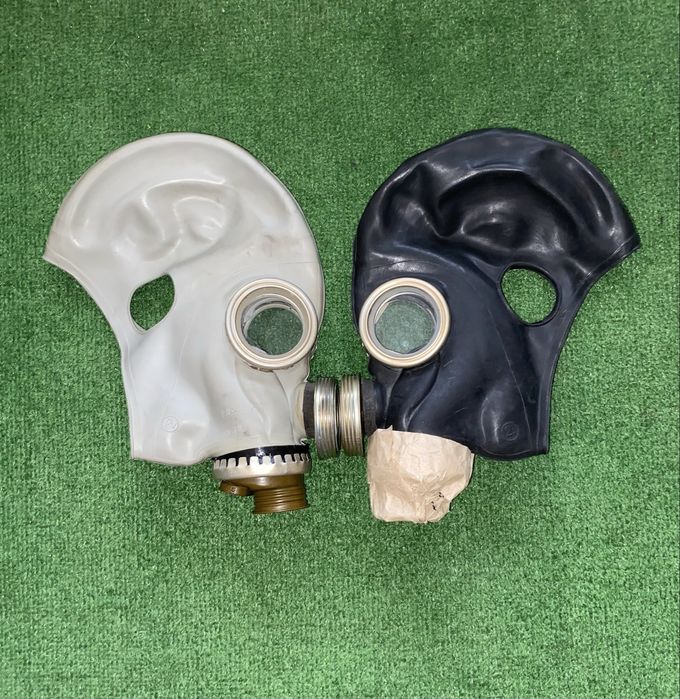 Противогази озк рукавички гофротрубки аптечки