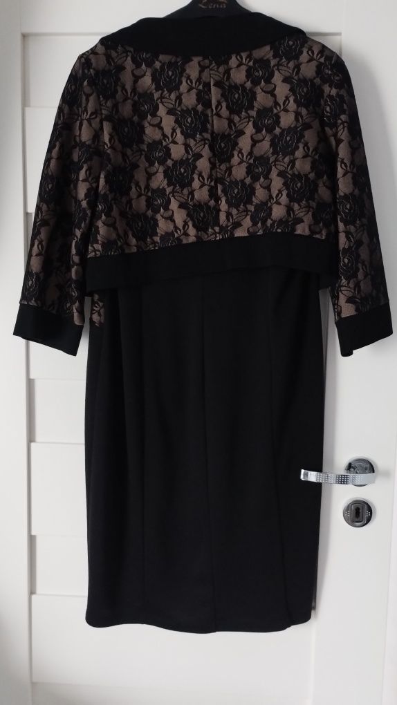 Elegancka sukienka
