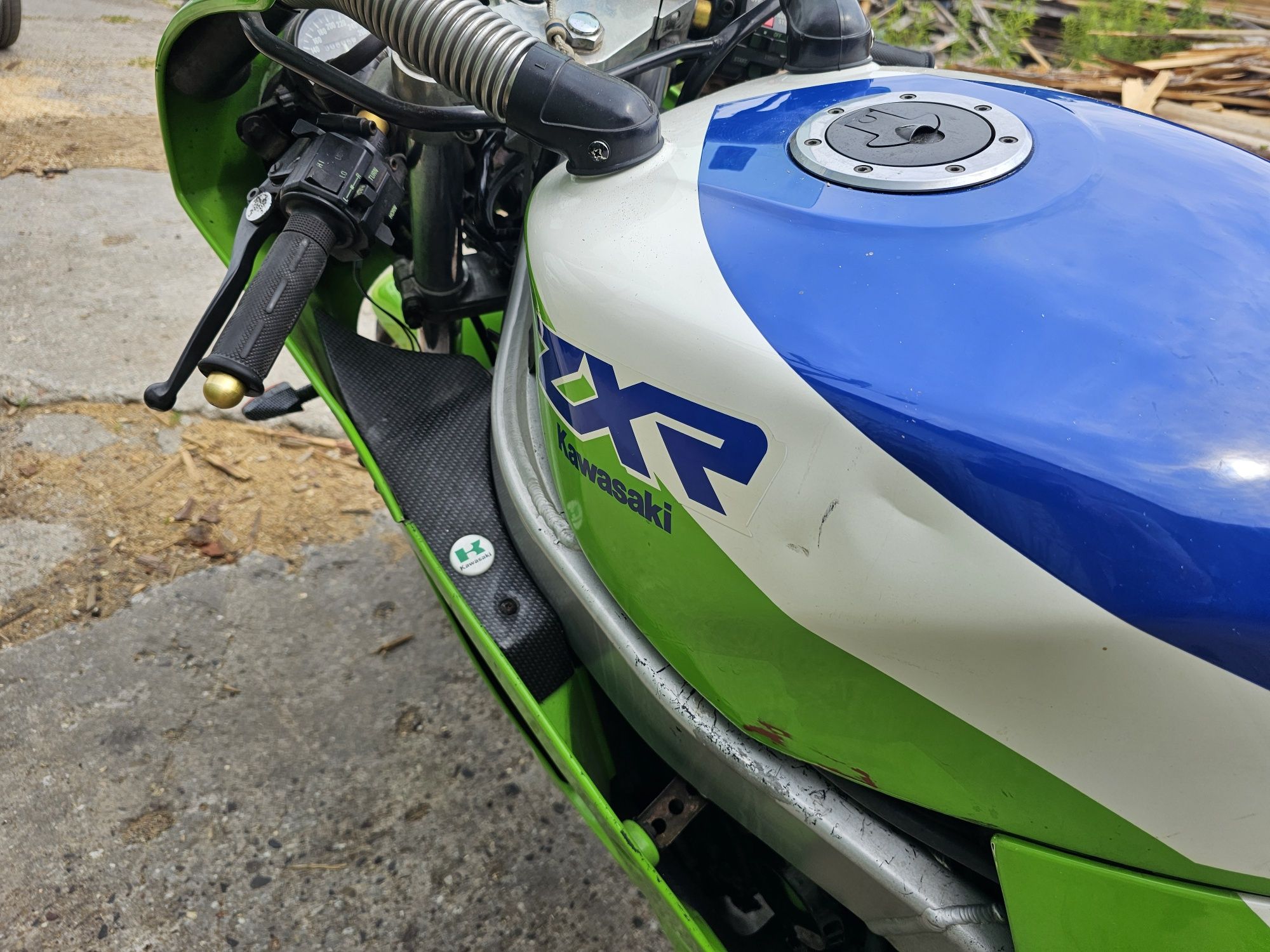 2x Kawasaki ZXR 750 H sc28 gsxr r1 zx7r
