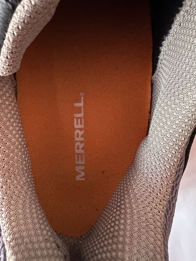 Merrell Intercept 43