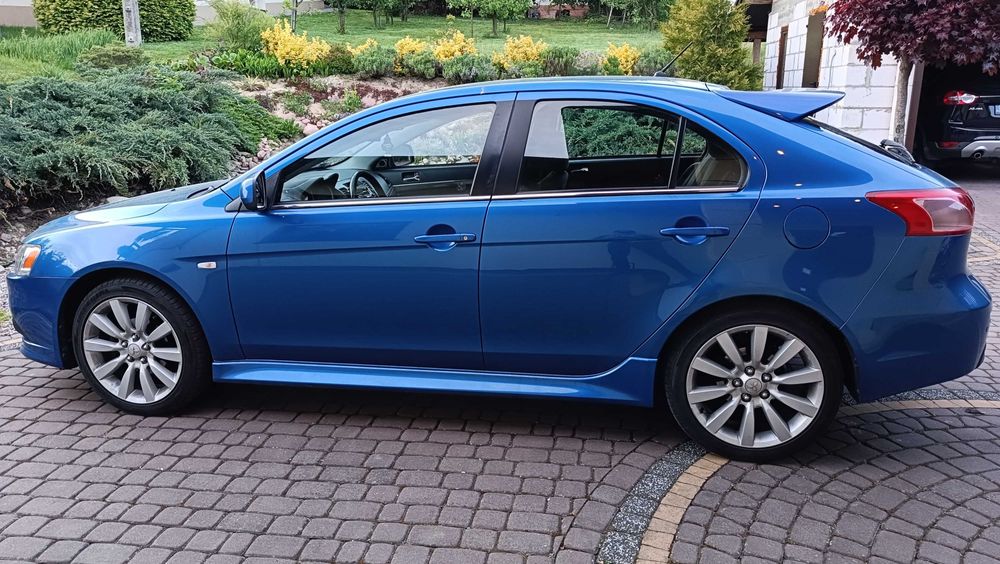 Mitsubishi Lancer