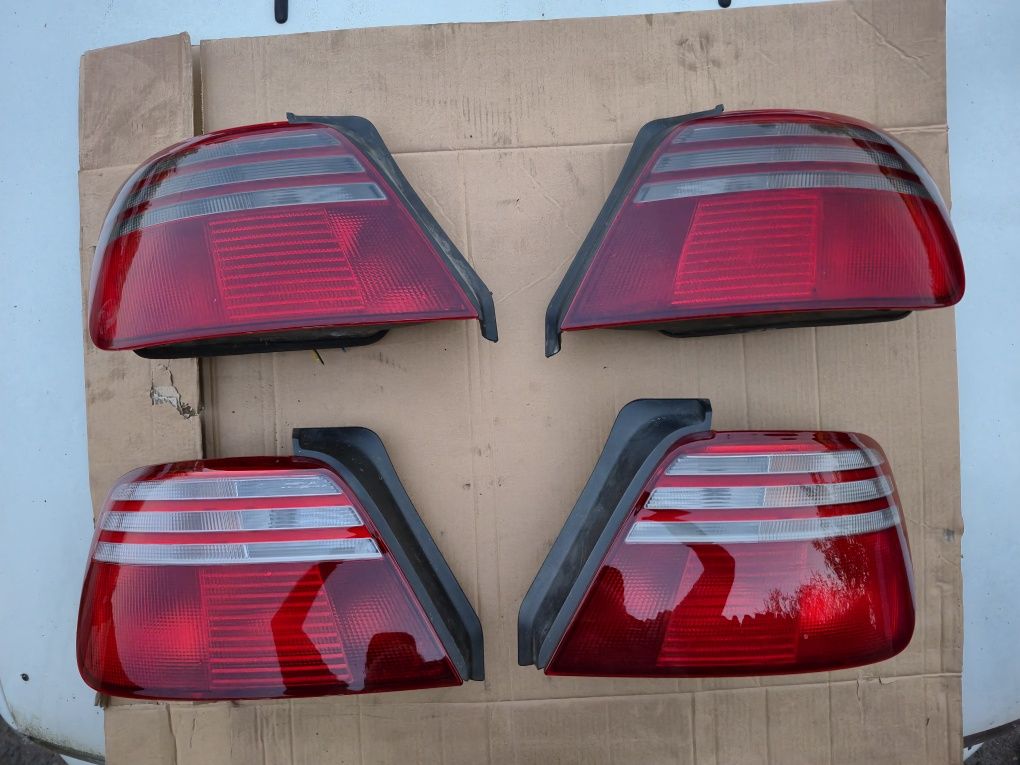 Lampy tył accord VI 98-02