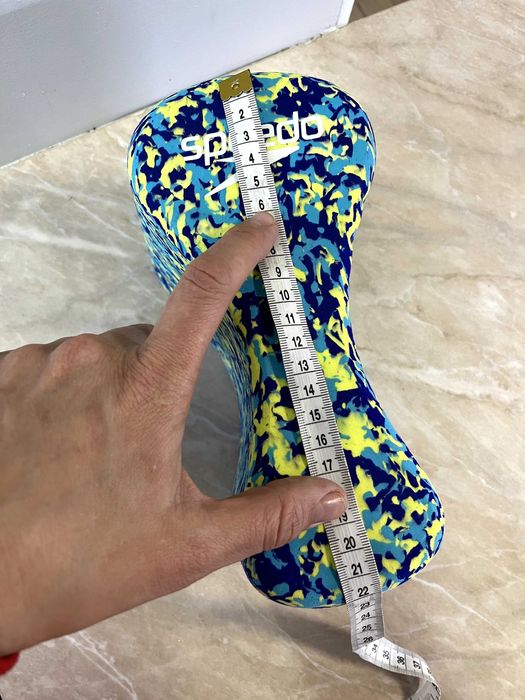 Колобашка для плавания Speedo elite pull buoy стан ідеальний