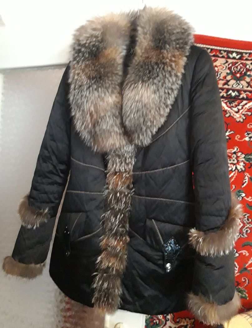 Зимова тепла куртка курточка,натуральна опушка