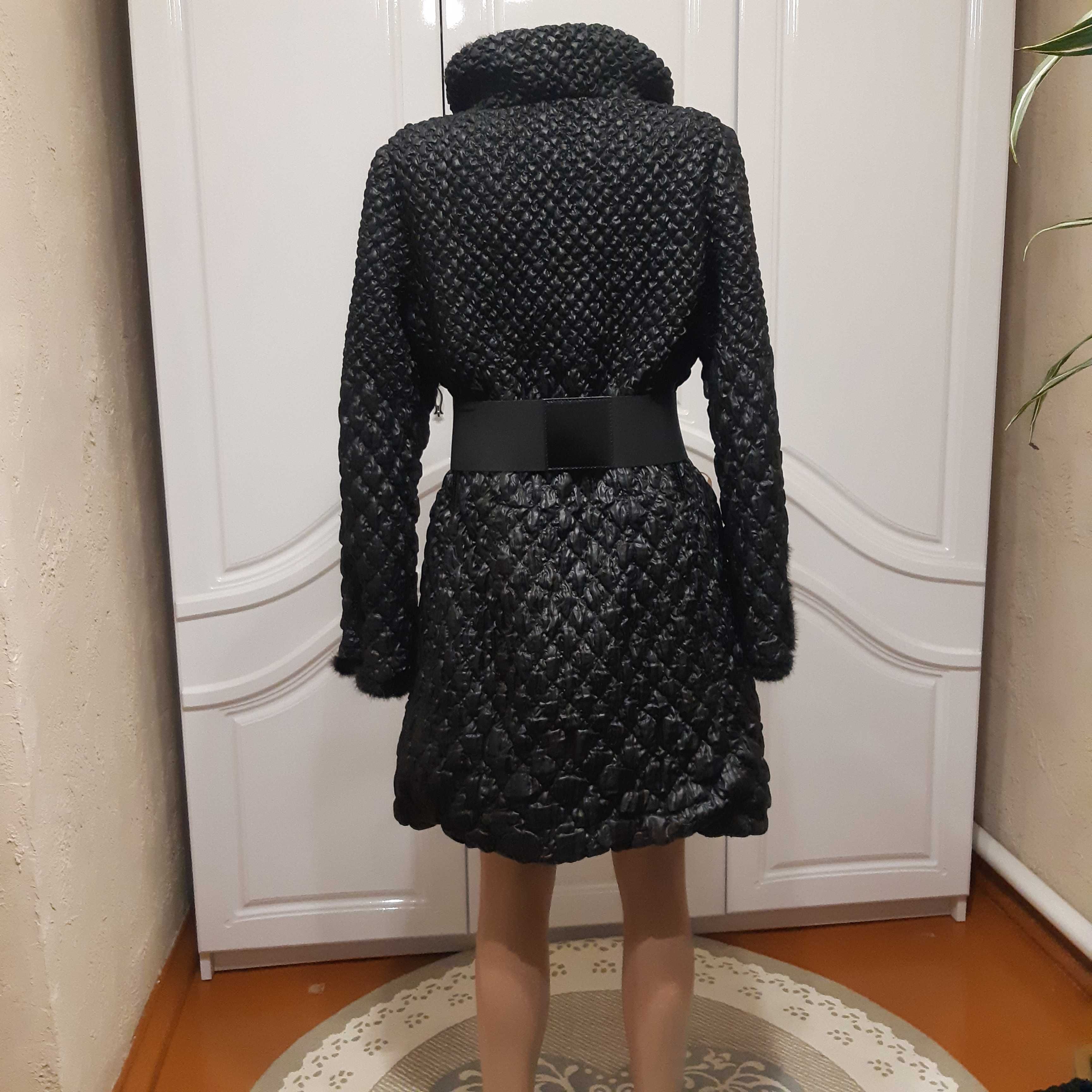 Продам итальянское женское пальто