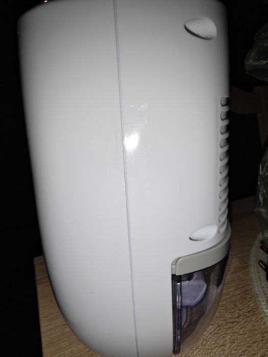 Pochłaniacz Wilgoci Osuszacz Powietrza Do Domu i Łazienki Cichy SEVERN