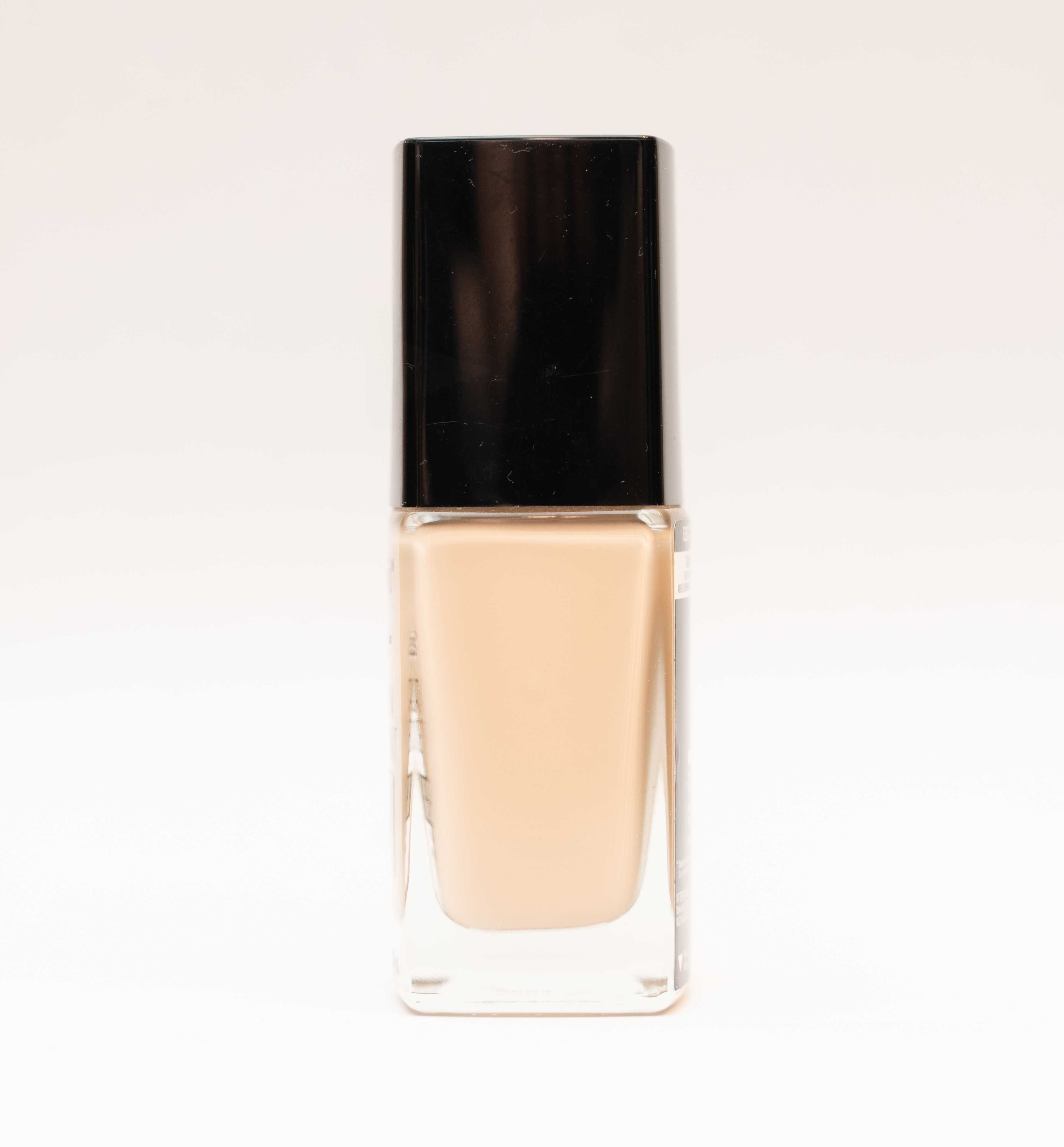Podkład Wet n Wild Photofocus Dewy Lumineux Soft Ivory 2. sztuka