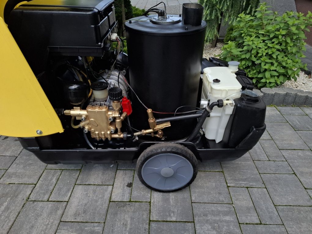 Myjka Karcher Hds 1195 z podgrzewaniem wody wolnoobrotowa 400V 170 bar