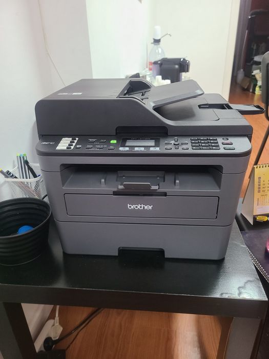 Impressora preta wi-fi Brother MFC-L2710DW