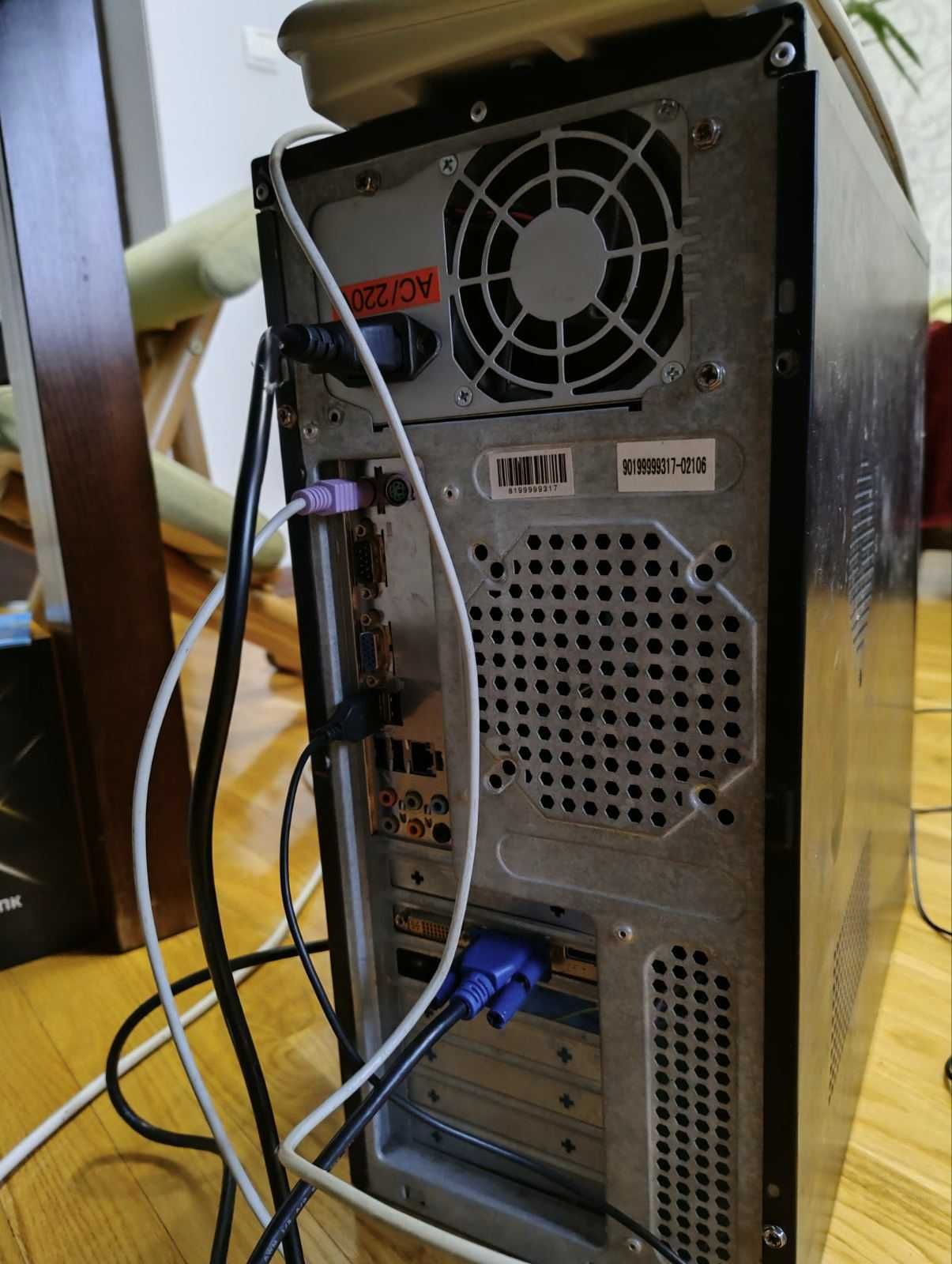 Athlon II X2 220 2.80 GHz + відео 512 MB + монітор 19